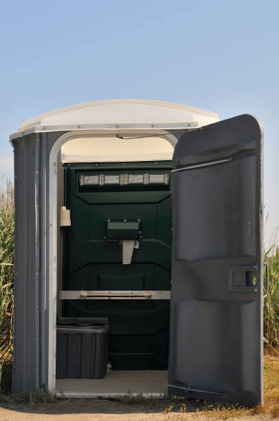 Best Affordable portable toilet rental  in Blue Springs, MO